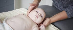 Kiropraktor Skanderborg behandler også babyer